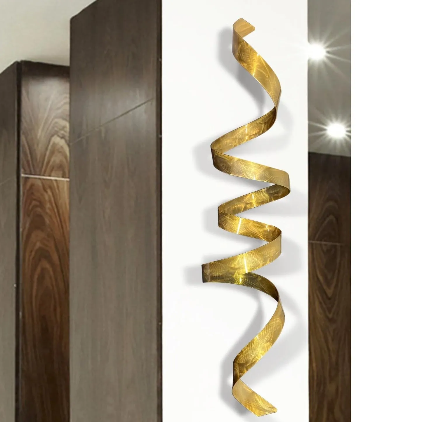 Gold Wall Twist