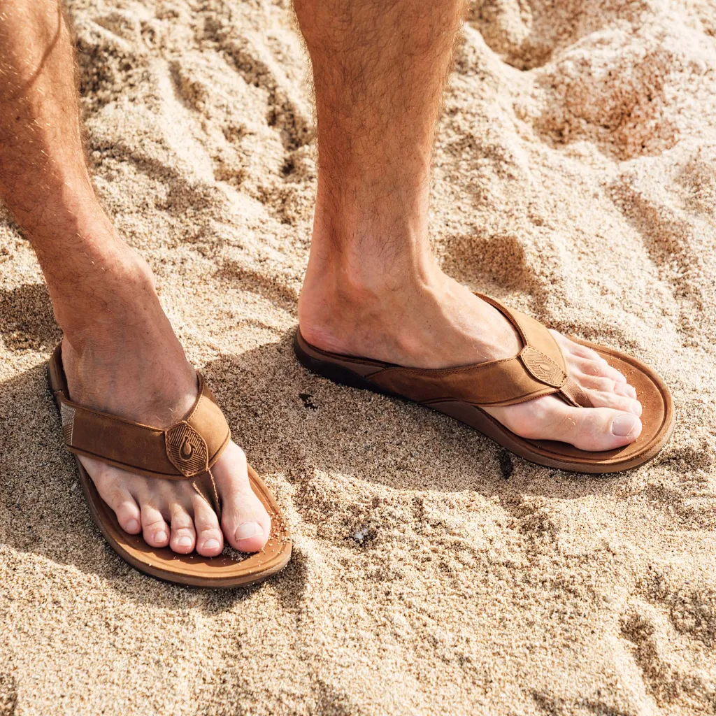 OluKai Men's Tuahine Sandal