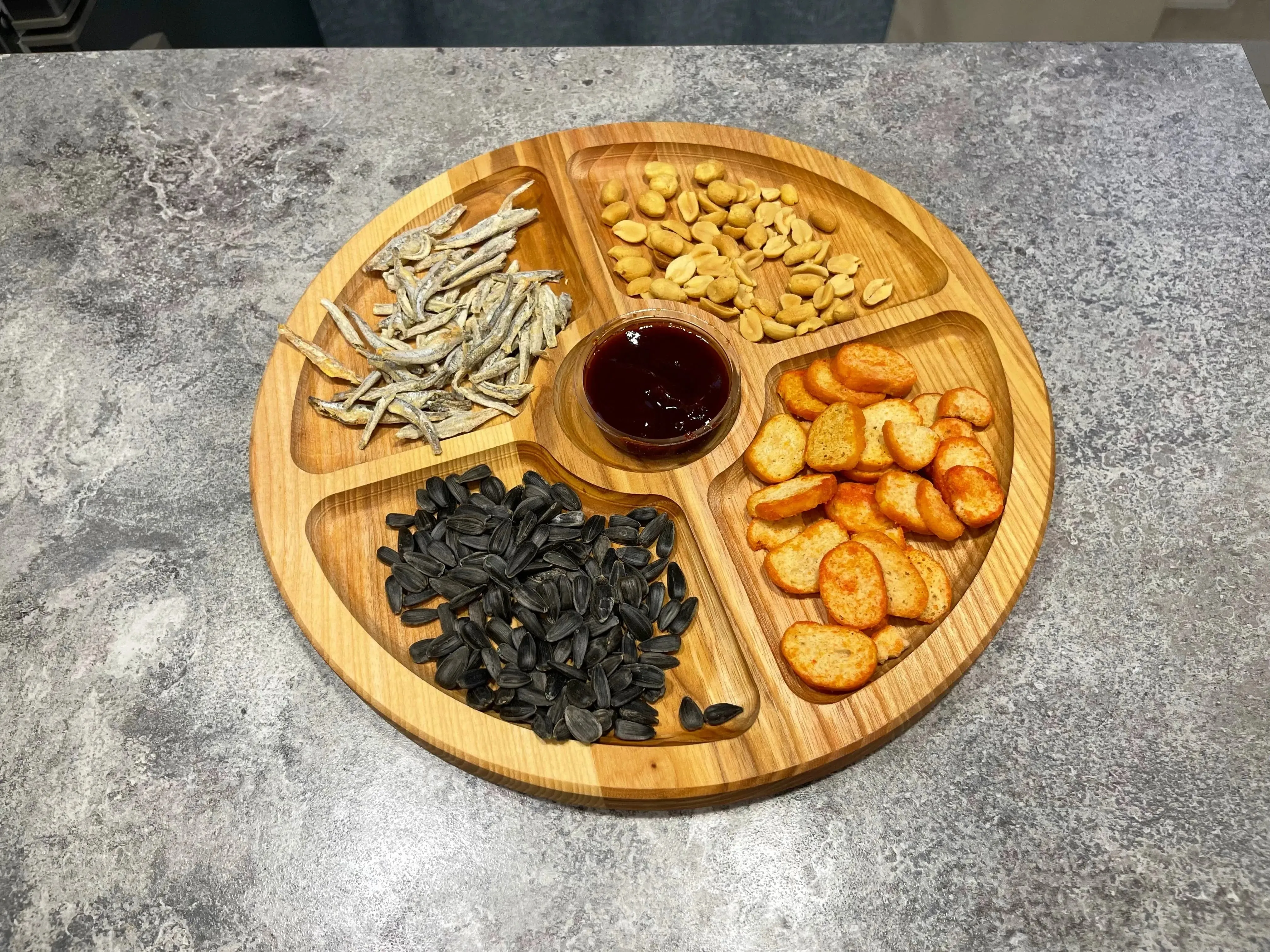 Round wooden serving tray