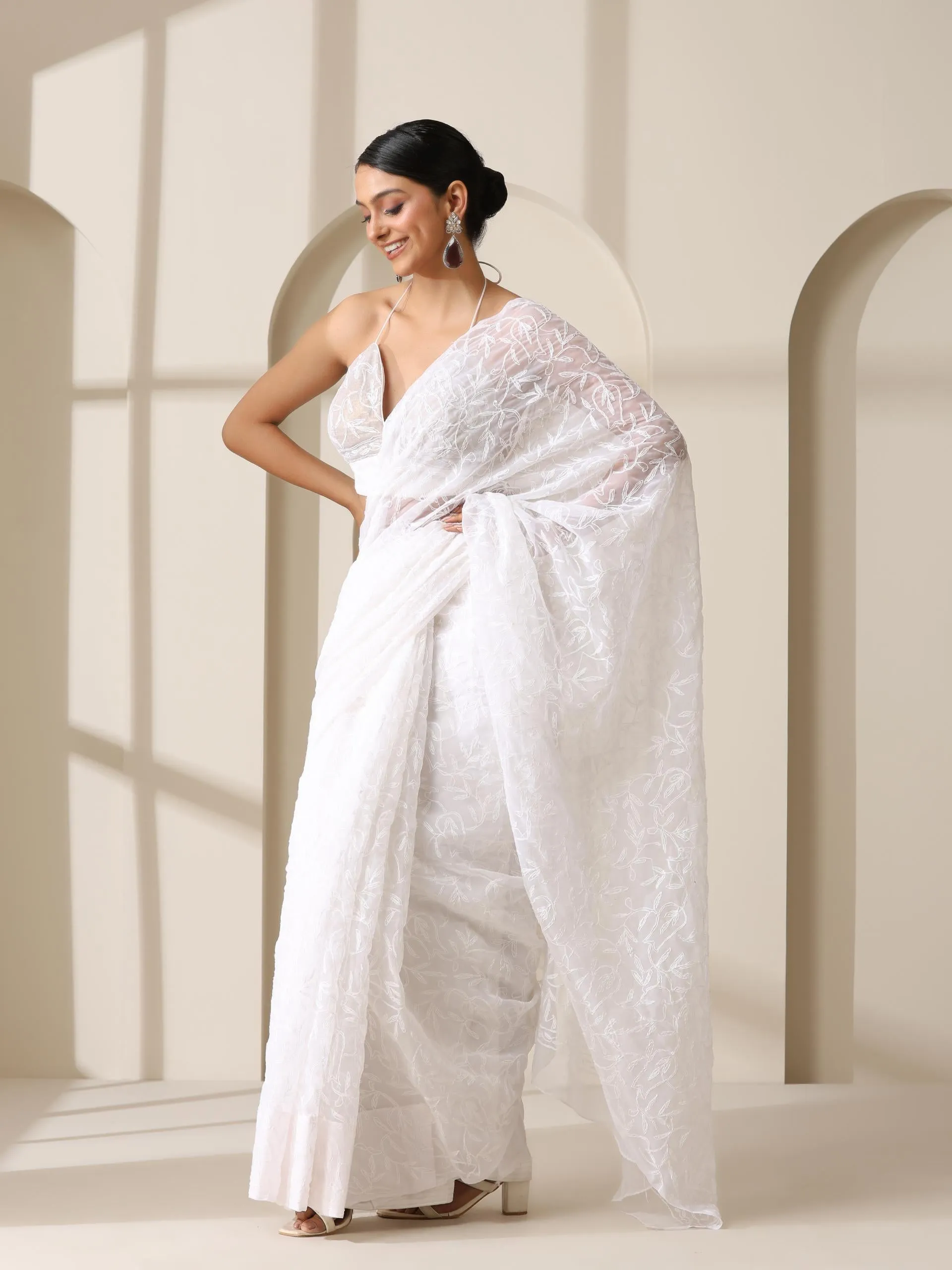 White Tepchi Hand Chikankari Pure Georgette Saree with Blouse Fabric